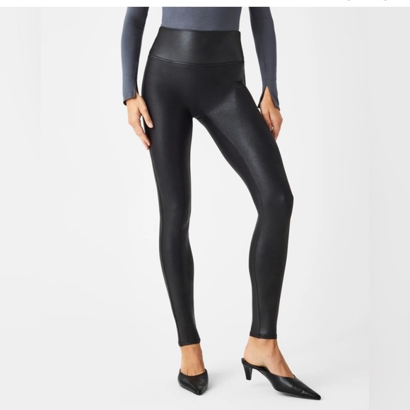 💘 SPANX 2437 Faux Leather Leggings - Black - Picture 2 of 6
